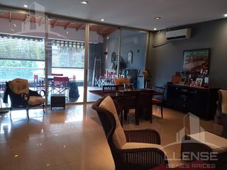 Foto 18 de Casa 7 ambientes con local comercial aprox 600m2 en 3 plantas en venta - Ezpeleta