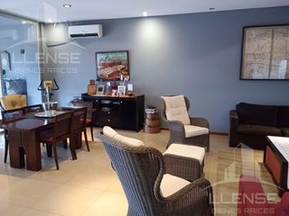 Foto 19 de Casa 7 ambientes con local comercial aprox 600m2 en 3 plantas en venta - Ezpeleta