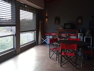 Foto 8 de Casa 7 ambientes con local comercial aprox 600m2 en 3 plantas en venta - Ezpeleta