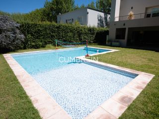 Foto 16 de Moderna casa en venta en La Campiña Barrio Privado
