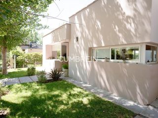 Foto 53 de Moderna casa en venta en La Campiña Barrio Privado