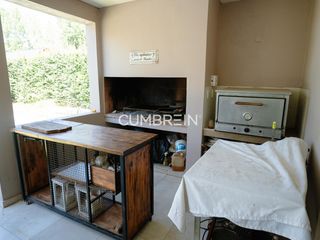 Foto 49 de Moderna casa en venta en La Campiña Barrio Privado