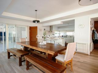 Foto 9 de Moderna casa en venta en La Campiña Barrio Privado
