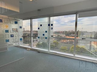 Foto 9 de IMPECABLE PISO ENTERO OFICINA 215 m2 EN NUÑEZ / BELGRANO  -