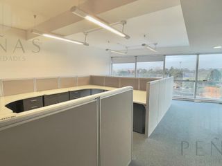 Foto 3 de IMPECABLE PISO ENTERO OFICINA 215 m2 EN NUÑEZ / BELGRANO  -