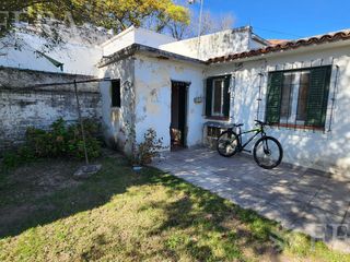 Foto 28 de Venta de casa 3 ambientes con jardin y cochera en Quilmes