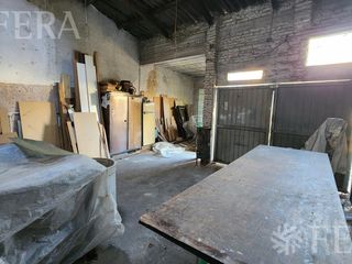 Foto 33 de Venta de casa 3 ambientes con jardin y cochera en Quilmes