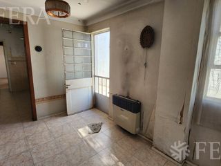 Foto 22 de Venta de casa 3 ambientes con jardin y cochera en Quilmes