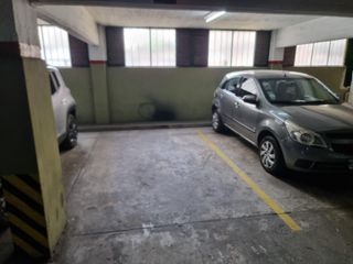 Foto 1 de Cochera en  zona centro