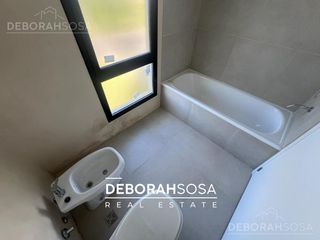 Foto 27 de Casa en  Venta  4 ambientes  con Pileta  Puertos Escobar Zona Norte