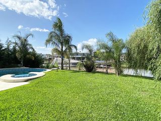 Foto 43 de Venta Casa Al Rio en El Yacht Nordelta Tigre