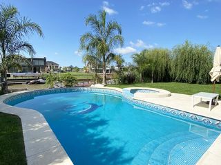 Foto 41 de Venta Casa Al Rio en El Yacht Nordelta Tigre