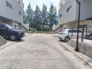 Foto 30 de Departamento en venta - Benavidez.