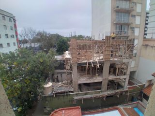 Foto 10 de Departamento en piso de categoria con 75 m2 totales en Lomas de Zamora