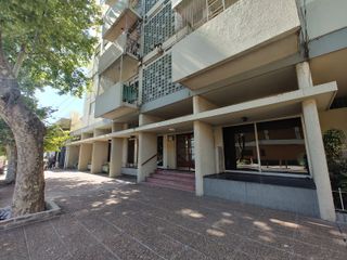 Foto 2 de Departamento en alquiler de 3 amb con balcón