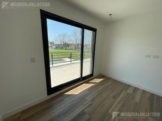 Foto 17 de Casa en venta en  Chateau