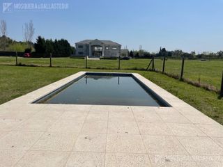 Foto 32 de Casa en venta en  Chateau