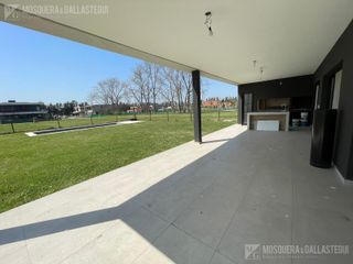 Foto 27 de Casa en venta en  Chateau
