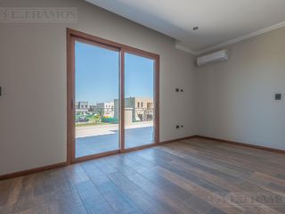 Foto 46 de Casa en oportunidad al costo! Barrio Riberas, PUERTOS / ESCOBAR