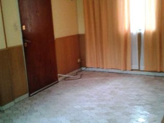 Foto 1 de Departamento - Lomas De Zamora