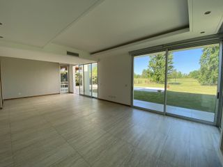 Foto 8 de Casa en Venta Barrio El Golf