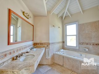 Foto 48 de Laguna del Sol. Espectacular casa 5 amb en lote de 827 m²