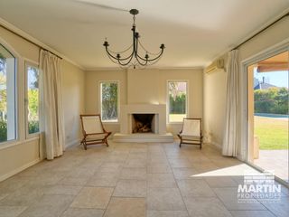 Foto 5 de Laguna del Sol. Espectacular casa 5 amb en lote de 827 m²