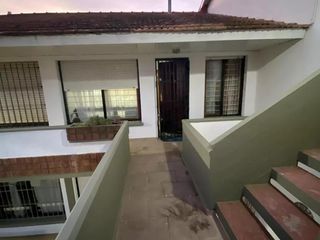 Foto 3 de Departamento en venta - 2 Dormitorios 1 Baño - Cochera - 50Mts2 - Villa Gesell