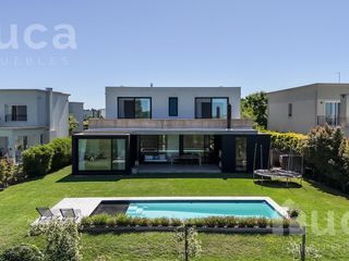 Foto 1 de Casa en venta y alquiler, en El Cantón Barrio Golf  ,Escobar