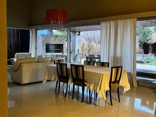 Foto 14 de Casa venta Escobar Barrio Las liebres 3/4 dormitorios con pileta