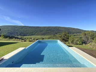 Foto 10 de Impresionante casa en El Casco