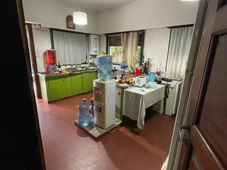 Foto 9 de Venta Casa Tigre 5 Amb a Refaccionar - Oportunidad