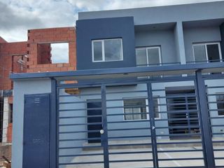 Foto 3 de Venta en Pozo Duplex 2 dormitorios  , Norma Fontenla- Barrio Terrazas del Neuquen