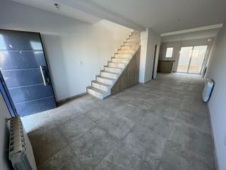 Foto 18 de Venta en Pozo Duplex 2 dormitorios  , Norma Fontenla- Barrio Terrazas del Neuquen