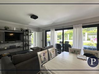 Foto 14 de Residencia de categoría en Los Troncos