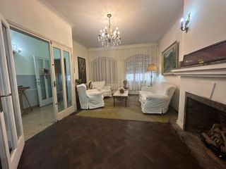 Foto 7 de Casa en venta en Barrio Centro, 4 dorm, 2 baños, patio, terraza y garage. APTO CREDITO
