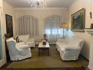 Foto 5 de Casa en venta en Barrio Centro, 4 dorm, 2 baños, patio, terraza y garage. APTO CREDITO