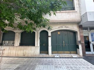 Foto 2 de Casa en venta en Barrio Centro, 4 dorm, 2 baños, patio, terraza y garage. APTO CREDITO
