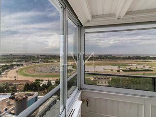 Foto 8 de Venta/Alquiler departamento 8 ambientes - Cañitas