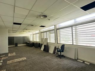Foto 41 de Alquiler de Deposito con Oficinas en la calle Estado de Palestina al 900