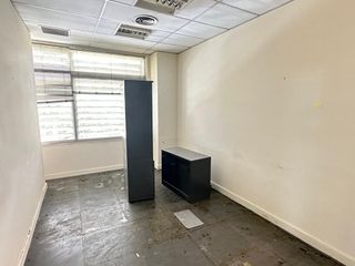 Foto 36 de Alquiler de Deposito con Oficinas en la calle Estado de Palestina al 900