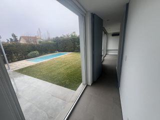 Foto 17 de Venta Casa 3 dormitorios en Las Glorietas, Nordelta