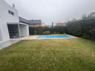Foto 33 de Venta Casa 3 dormitorios en Las Glorietas, Nordelta