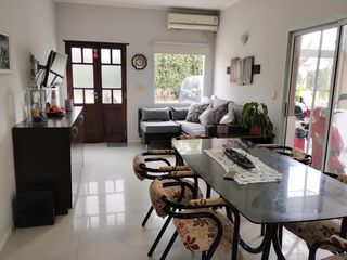 Foto 3 de Casa en  venta en Country del Banco Provincia, lote 298m2