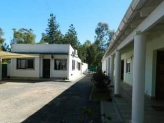 Foto 1 de Complejo en venta - 8 Dormitorios 7 Baños - Cochera - 860Mts2 - San Miguel del Monte
