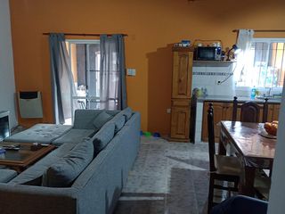 Foto 4 de Casa en venta - 4 Dormitorios 2 Baño - 400mts2 - La Plata