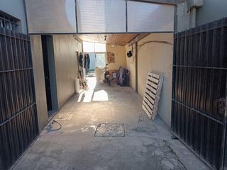Foto 31 de Casa en venta - 4 Dormitorios 2 Baño - 400mts2 - La Plata