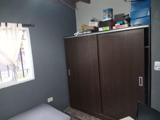 Foto 11 de Casa en venta - 4 Dormitorios 2 Baño - 400mts2 - La Plata