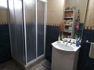 Foto 21 de Casa en venta - 4 Dormitorios 2 Baño - 400mts2 - La Plata