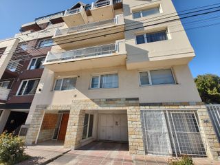 Foto 1 de Hermoso Duplex c/Cochera